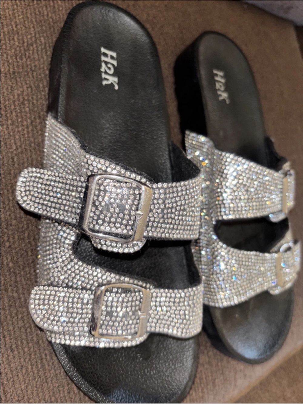 H2K Women's Silver Crystal Double-Buckle Slide Sandals Size 10 - Picture 2 of 3